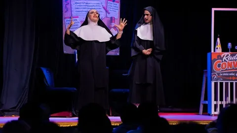 Una comedia de MADRES